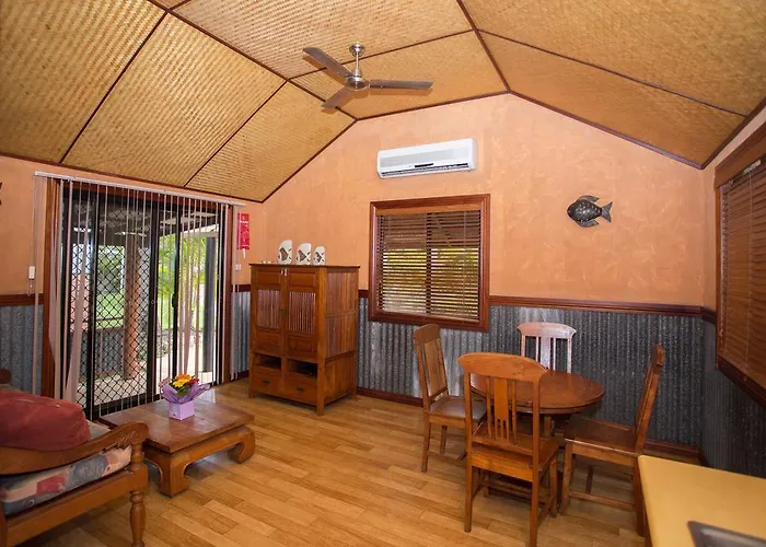 Ivanhoe Resort